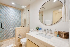 Hair dryer - Luxury 3-Bdrm Penthouse | Ocean Views | Private Beach Access (Cabo san Lucas)