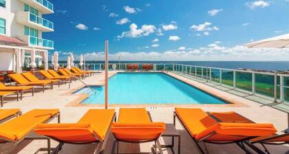 Balcony Ocean View ! Pool - WiFi - Gym - Parking