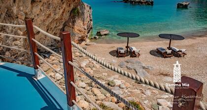 Luxury seaside vacation home