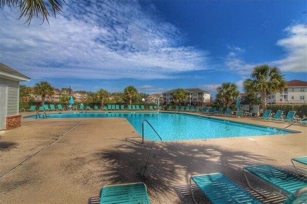 Pool - 122 Ironwood - Barefoot Resort Rentals (North Myrtle Beach)