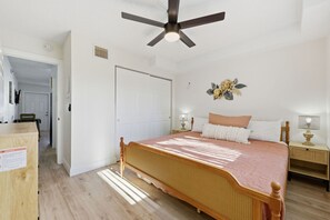 1 bedroom, desk, iron/ironing board, free WiFi