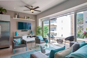 TV, Netflix, serviços de streaming