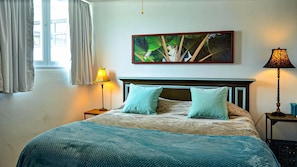 4 bedrooms, iron/ironing board, free WiFi, bed sheets