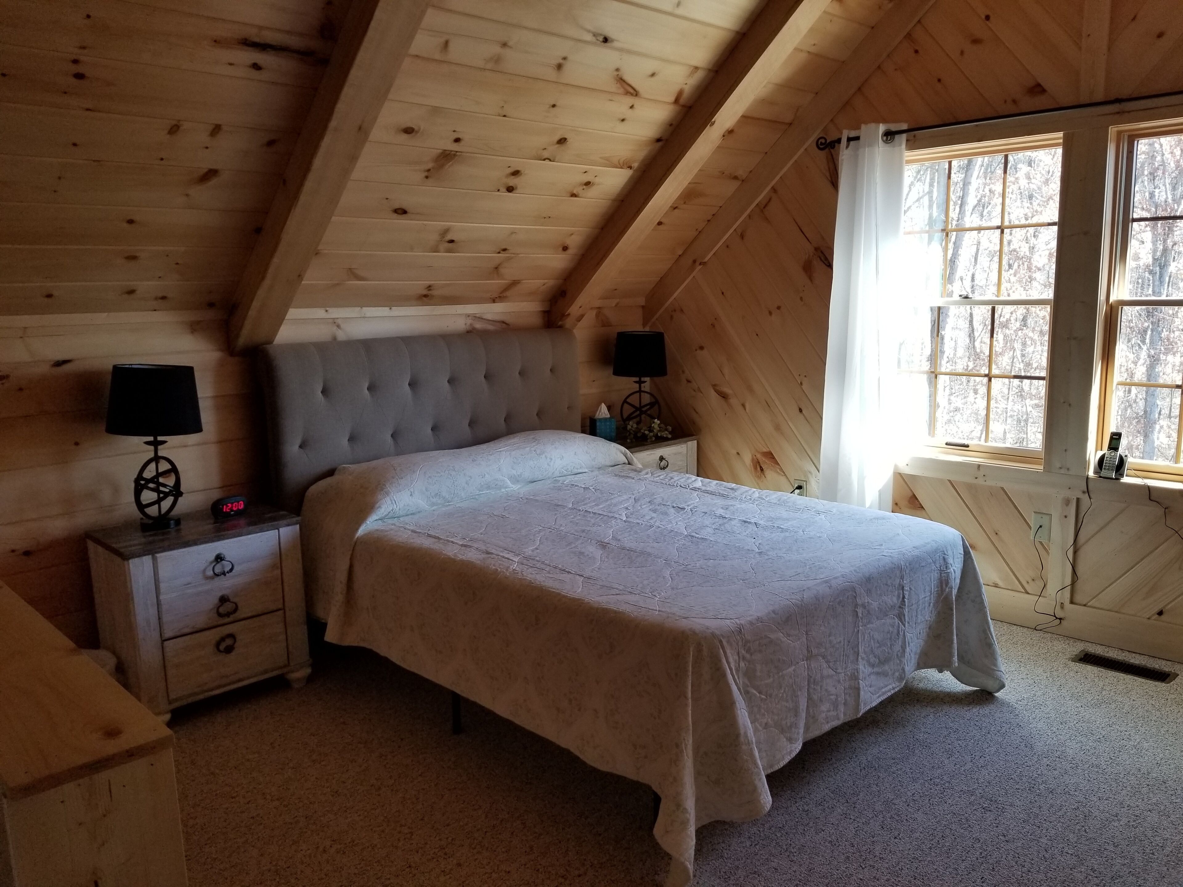 2 chambres, fer et planche à repasser, Wi-Fi gratuit, draps fournis