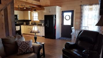 Smart TV, fireplace, DVD player