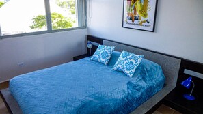 3 chambres, fer et planche à repasser, Wi-Fi gratuit, draps fournis