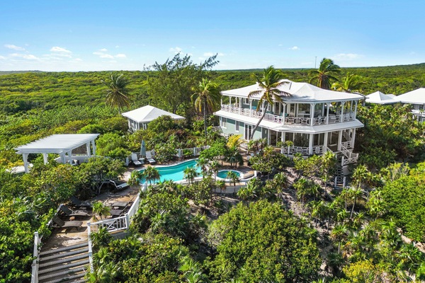 Bahamian compound , 360 degree sea views, breeze ,sun, shade,sunrise to sunset