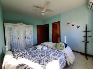 3 chambres, fer et planche à repasser, Wi-Fi, draps fournis