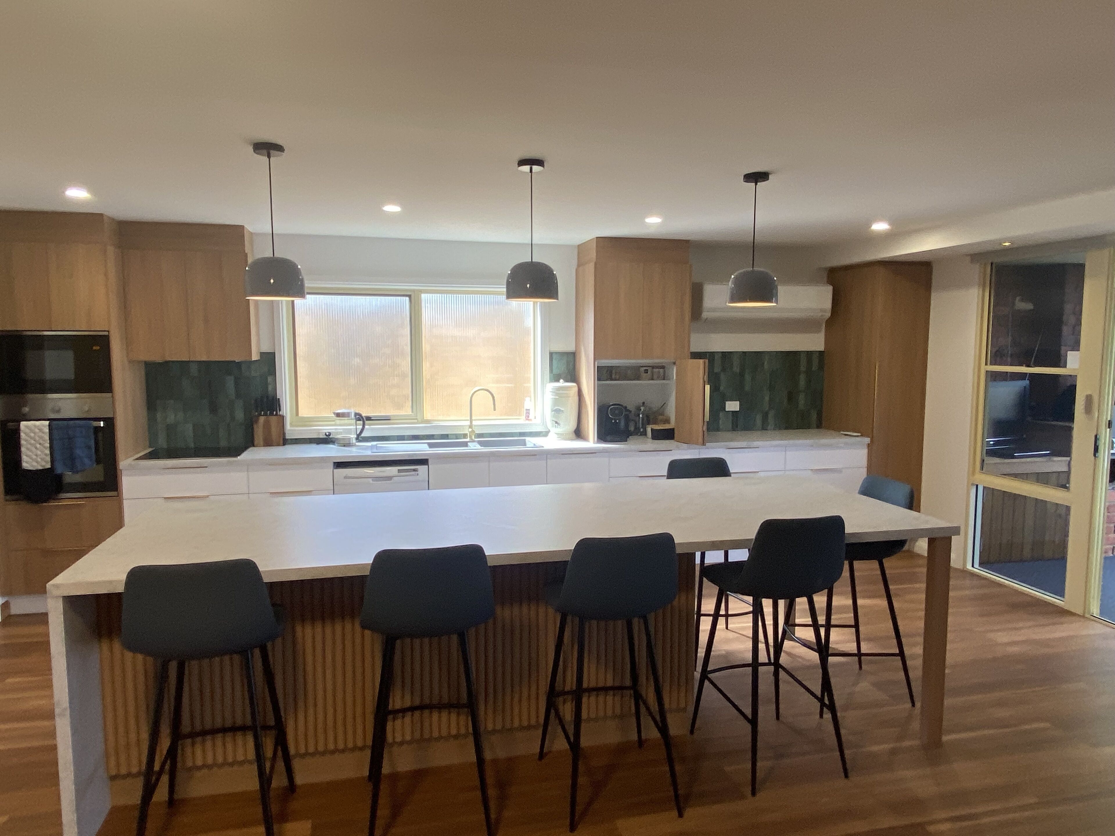 Beachfront Retreat with Direct Beach Access | Family Friendly — image 18