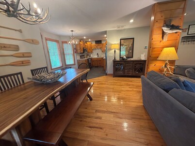 Riverfront Mountain Cabin with 2000’ of Trout River Fishing and Mountain Views