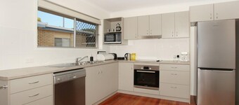 Oloway 40 - Two Bedroom Budget Home, Pet Friendly on Request*