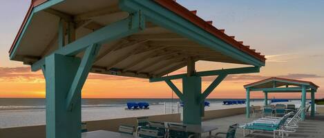 屋外ダイニングエリア