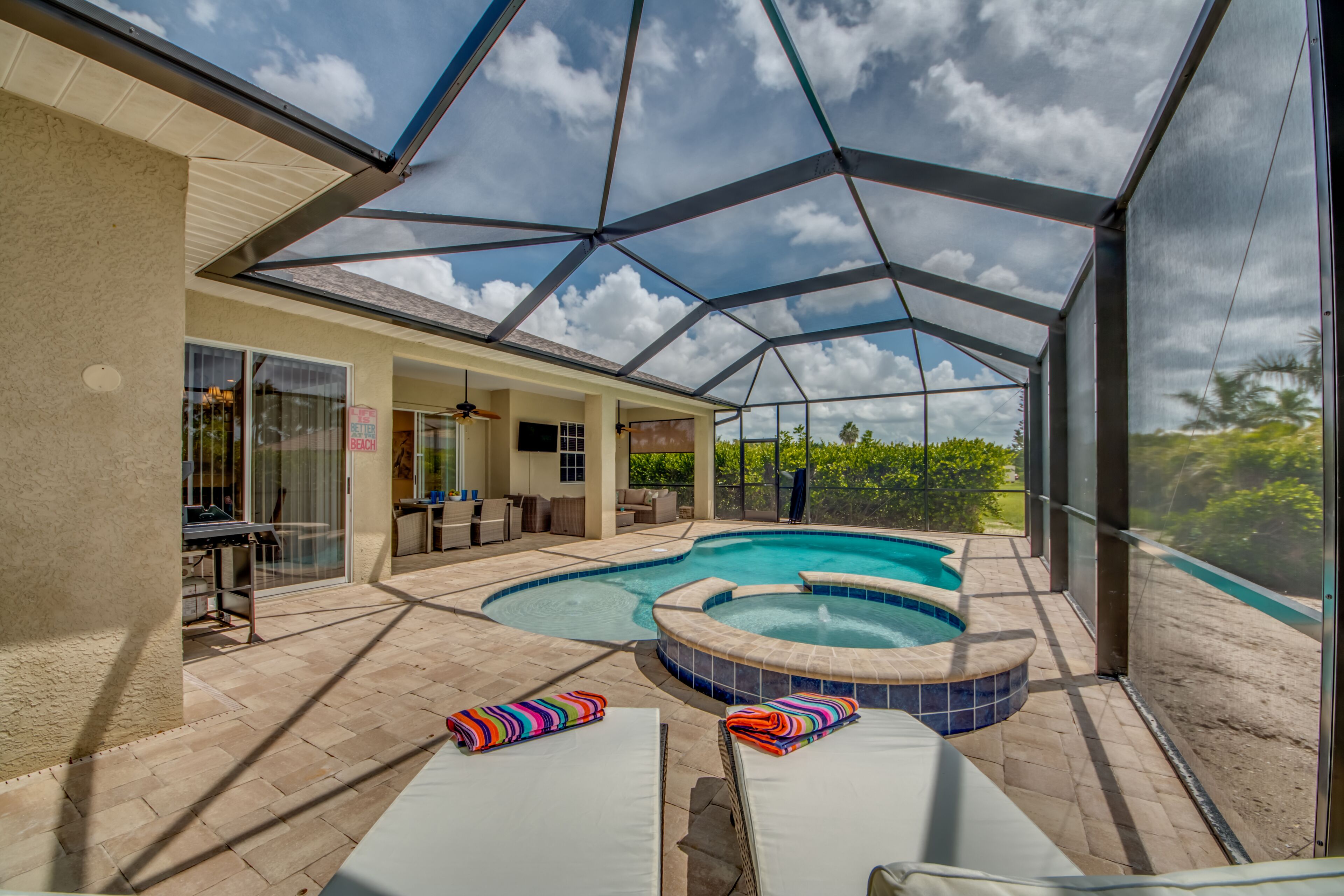 What relaxation is all about. Brand New Pool and Jetted Spa - Villa Casa Bonita - Roelens Vacations