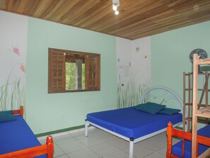 3 camere, una scrivania, Wi-Fi gratuito