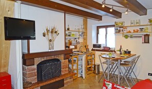 Dining - Casa Paola Holiday (Tremosine)