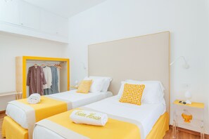 2 bedrooms, in-room safe, iron/ironing board, free WiFi