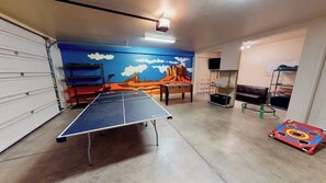Games room - Cairn House - 4A7 (Moab)