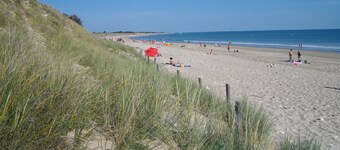 Beach at 15min and shops at 300m, ideal home for families and friends