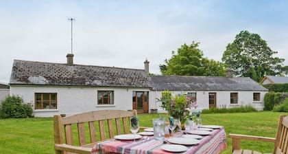 The Bunker Cottage, traditional spacious riverside retreat.