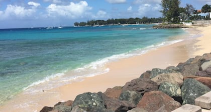 BARBADOS TOURISM AUTHORITY APPROVED VILLA.  WITH PRIVATE POOL & BEACH CLUB