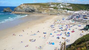 Beach nearby, sun loungers