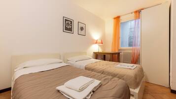 2 Schlafzimmer, Bügeleisen/Bügelbrett, WLAN, Bettwäsche