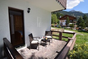 Property grounds - Cësa Valeria - in der Nähe des Skigebiets Sellaronda / Dolomiten (Campitello di Fassa)