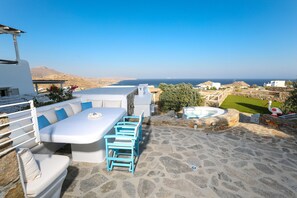 BBQ/picnic area - Anthi House (Mykonos)