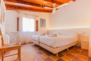 2 habitaciones, tabla de planchar con plancha y wifi gratis 