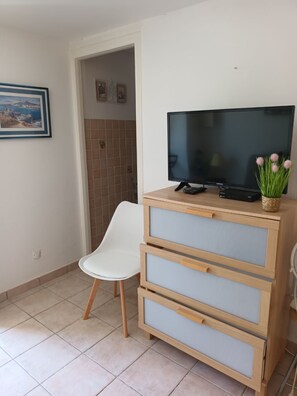 Interior - MURATO STUDIO 2 PEOPLE (Murato)