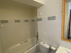 Bathroom - Canouan Residence Duplex 4205: The Belfond Apartments (Sainte-Anne)