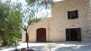 Unclassified image, 2 of 38, button - Villa Rotondo: Trulli with pool in Puglia, Pet Friendly (Monopoli)