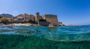 مكان جذب سياحي