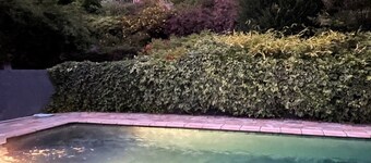 ARCHITECT DESIGNED HOME WITH STUNNING PANORAMIC VIEW AND SWIMMING POOL