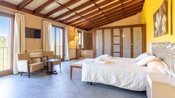 6 slaapkamers, een strijkplank/strijkijzer, internet, beddengoed