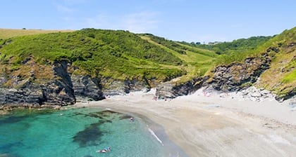 Private decking area & Central location within 5 min walk of town.