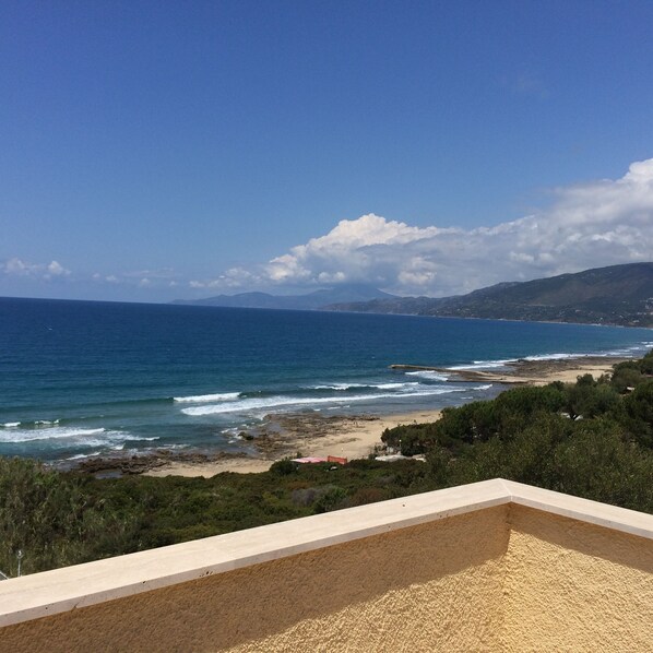 Property grounds - Penthouse with direct access to the beach (Palinuro)