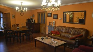 Living area - THE BLUE HOUSE OF LAS CALDAS (Las Caldas)