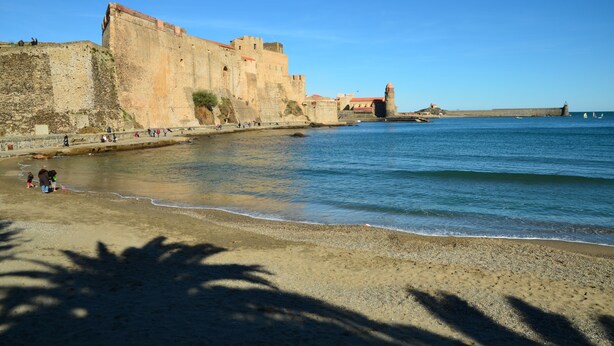 A coastal fortification with a beach in the foreground. - Delightful Gite in SW France - Private Garden, Close to Town & beautiful walks   (Mazamet)