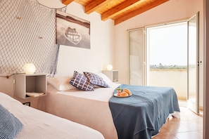 4 chambres, bureau, fer et planche à repasser, Wi-Fi gratuit