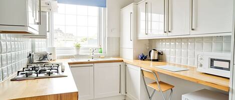 Fridge, microwave, oven, dishwasher