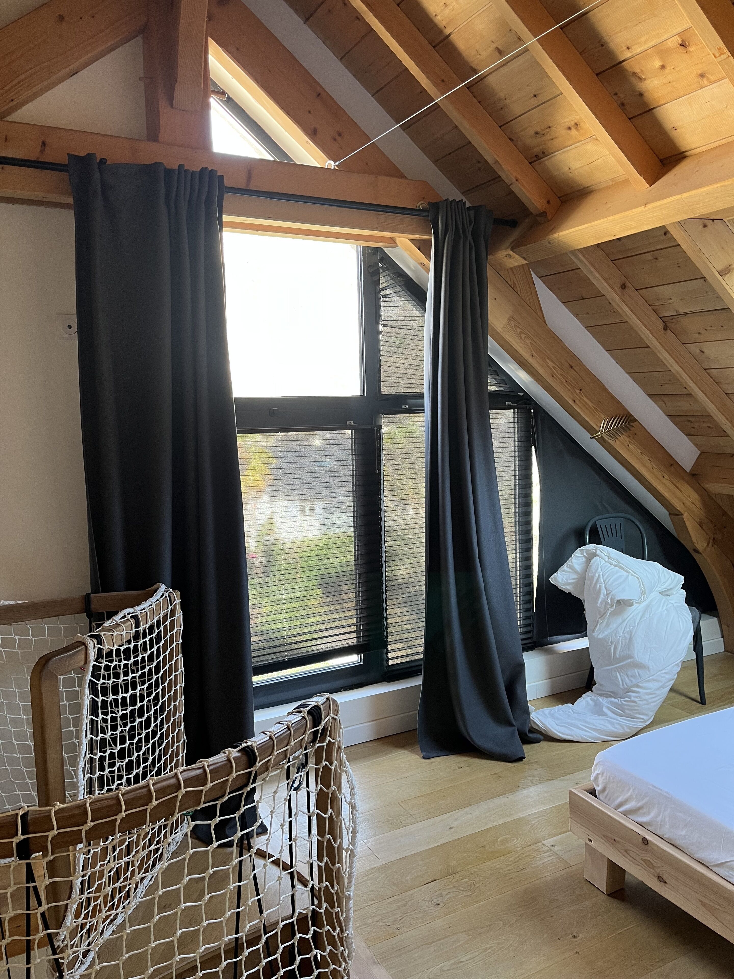 4 bedrooms, iron/ironing board, travel crib, WiFi