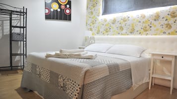 2 quartos, ferros/tábuas de passar roupa, Wi-Fi de cortesia