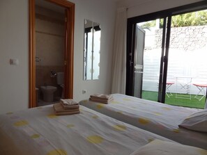 1 bedroom, free WiFi, bed sheets