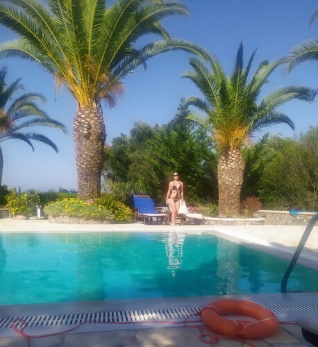 Βίλα Κέρκυρα με ιδιωτική πισίνα. 