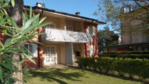 Exterior - VILLA ALESSANDRA GROUND FLOOR WITH PRIVATE GARDEN (Bibione)