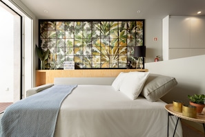 1 Schlafzimmer, Schreibtisch, Bügeleisen/Bügelbrett, Reisekinderbett