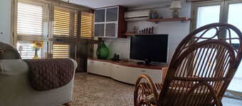 Casa Giulia. Ă seulement 150 m de la plage et de la promenade de Montalbano