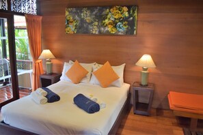 4 Schlafzimmer, Zimmersafe, Bügeleisen/Bügelbrett, kostenloses WLAN