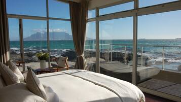 7 bedrooms, in-room safe, desk, iron/ironing board